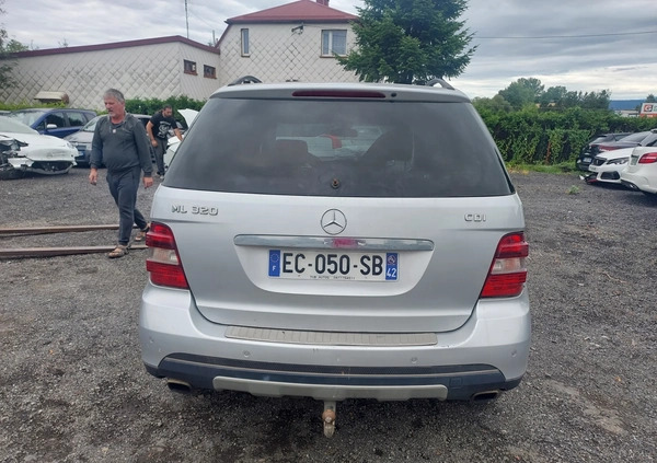 Mercedes-Benz ML cena 11300 przebieg: 289000, rok produkcji 2006 z Stopnica małe 232